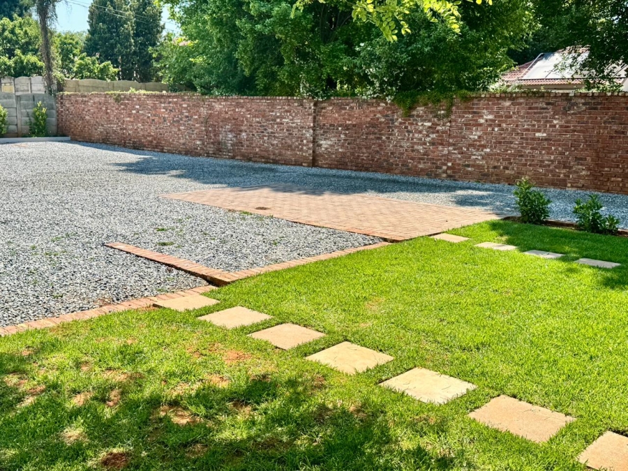 To Let commercial Property for Rent in Baillie Park North West